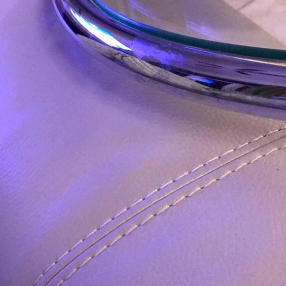 Meet your Posher, Christine - Picture 1 of 1